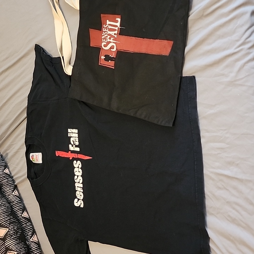 Senses Fail tshirt and tote